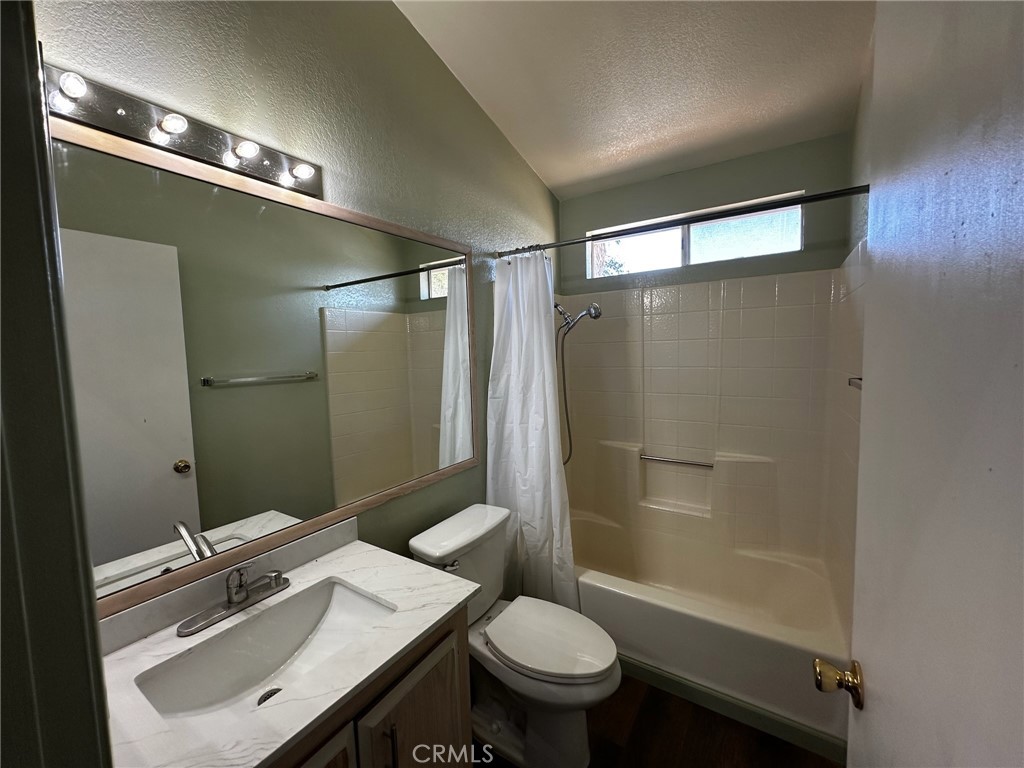 MLS #IV25211131 image #33