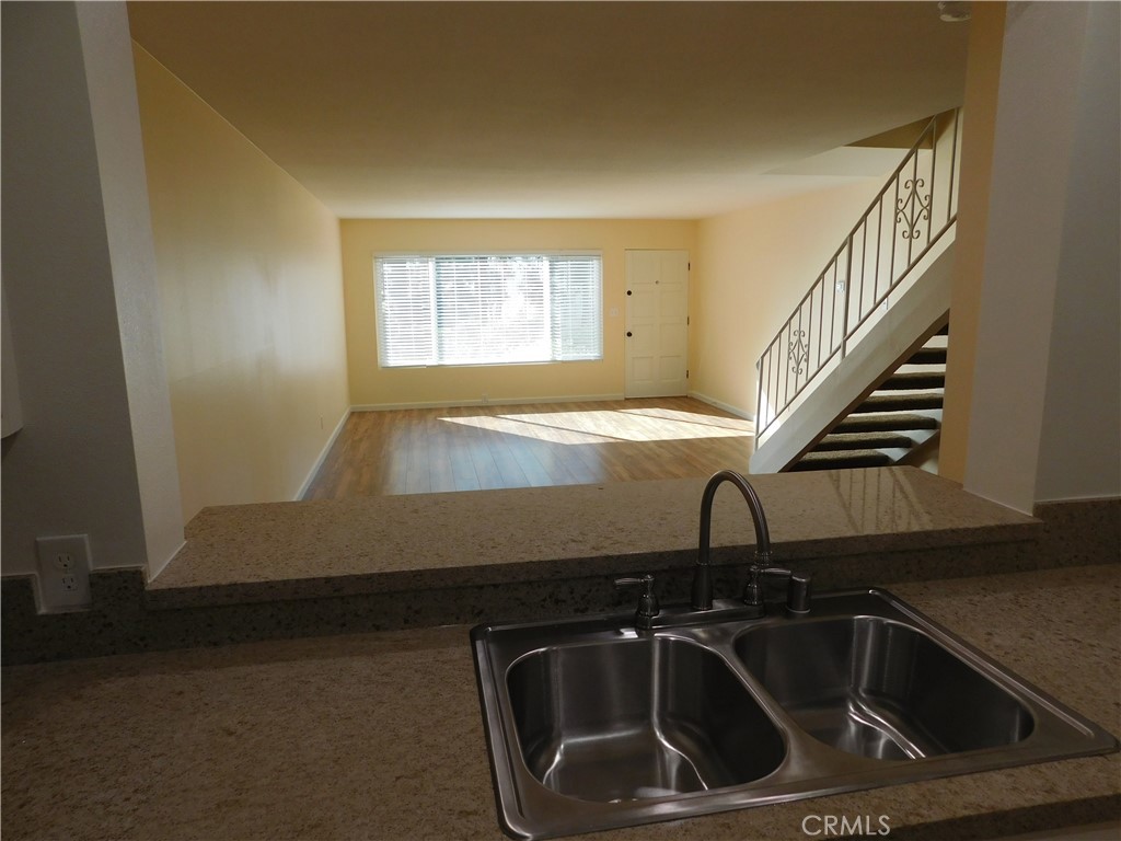 MLS #IV25214593 image #17