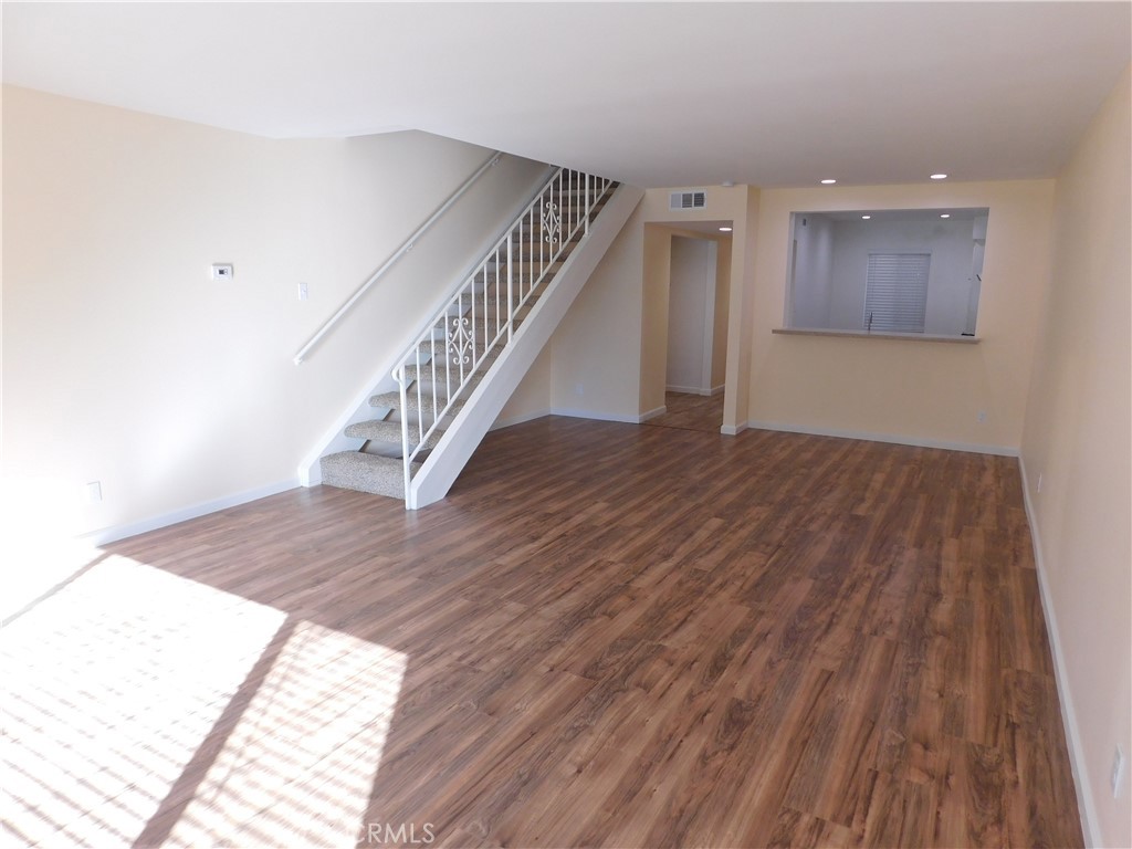 MLS #IV25214593 image #21