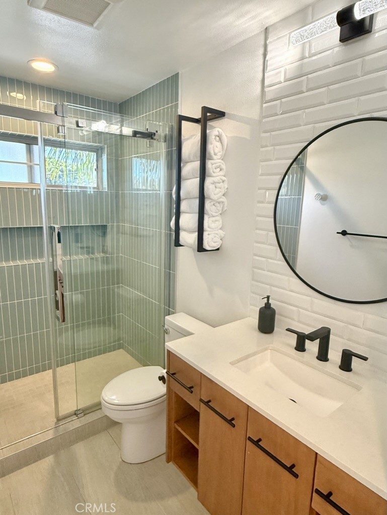 MLS #IV25214624 image #15