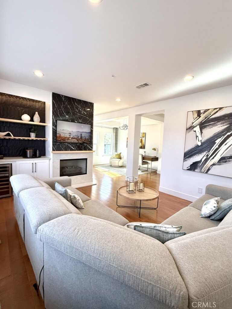 MLS #IV25214624 image #5