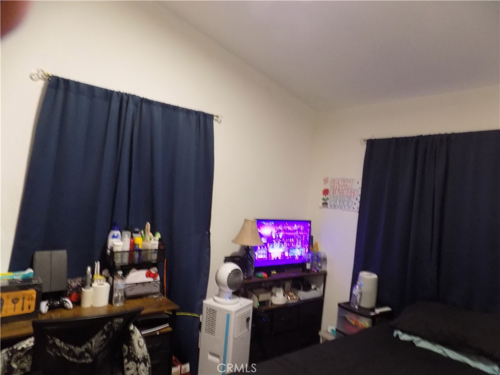 MLS #IV25215218 image #2