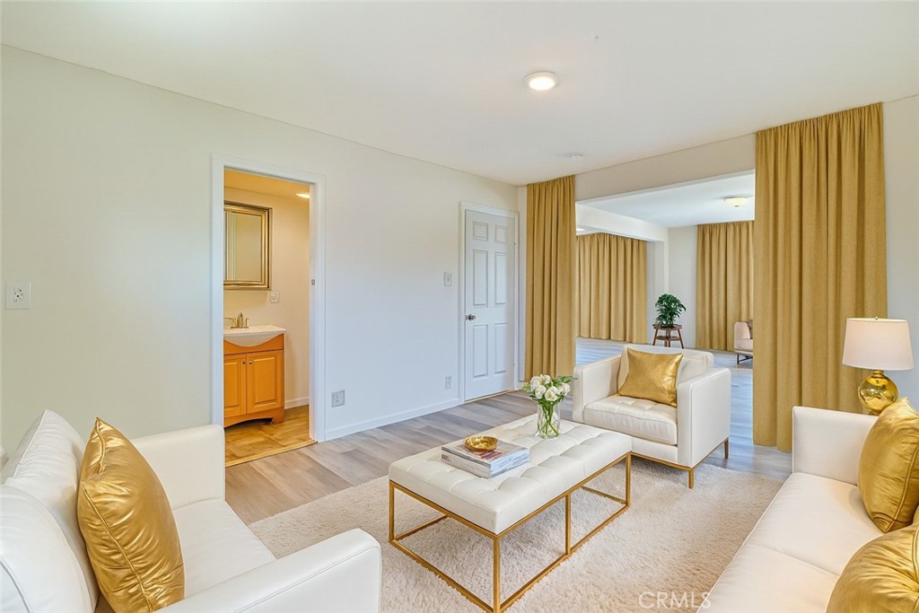 MLS #IV25215338 image #2