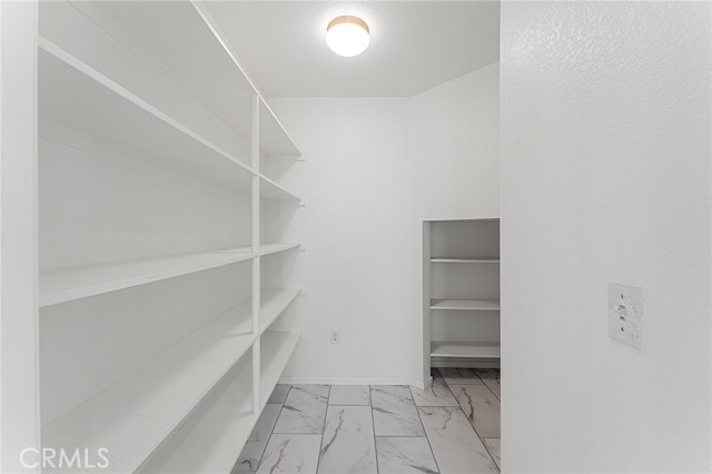 MLS #IV25216122 image #10