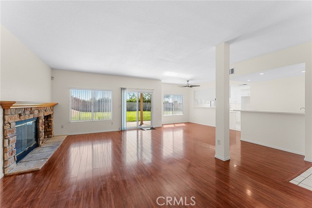 MLS #IV25216122 image #2