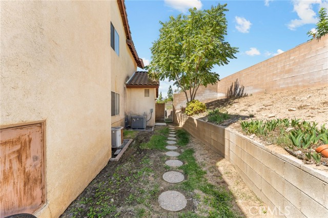 MLS #IV25216122 image #40