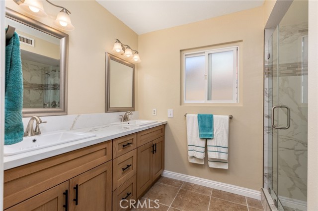 MLS #IV25216197 image #13