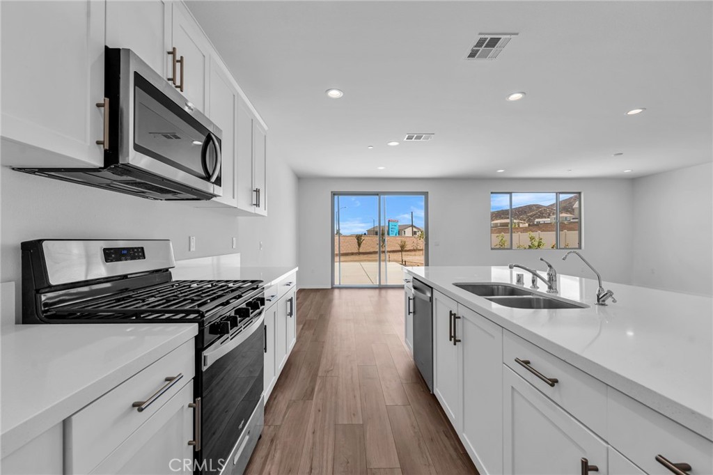 MLS #IV25216206 image #11