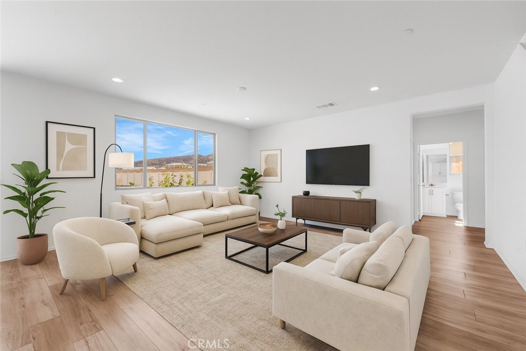 MLS #IV25216206 image #15