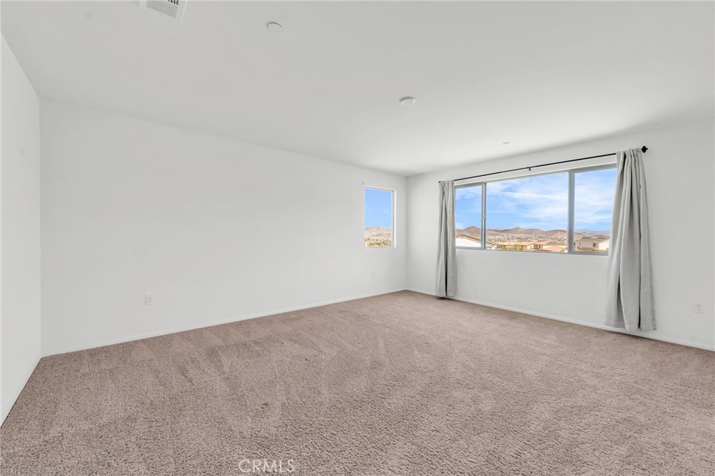 MLS #IV25216206 image #36