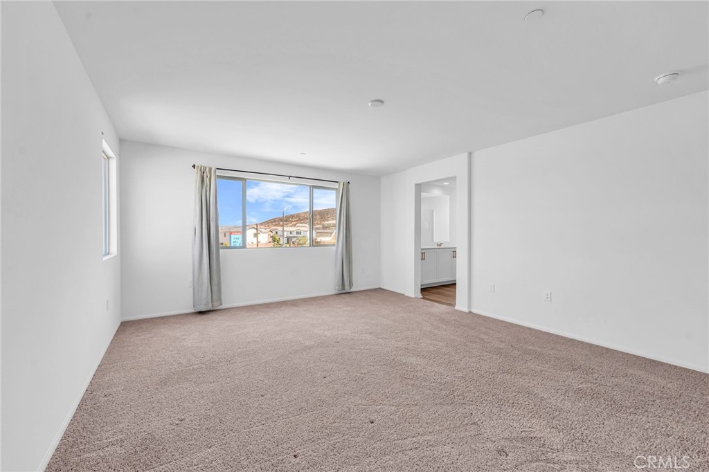 MLS #IV25216206 image #37