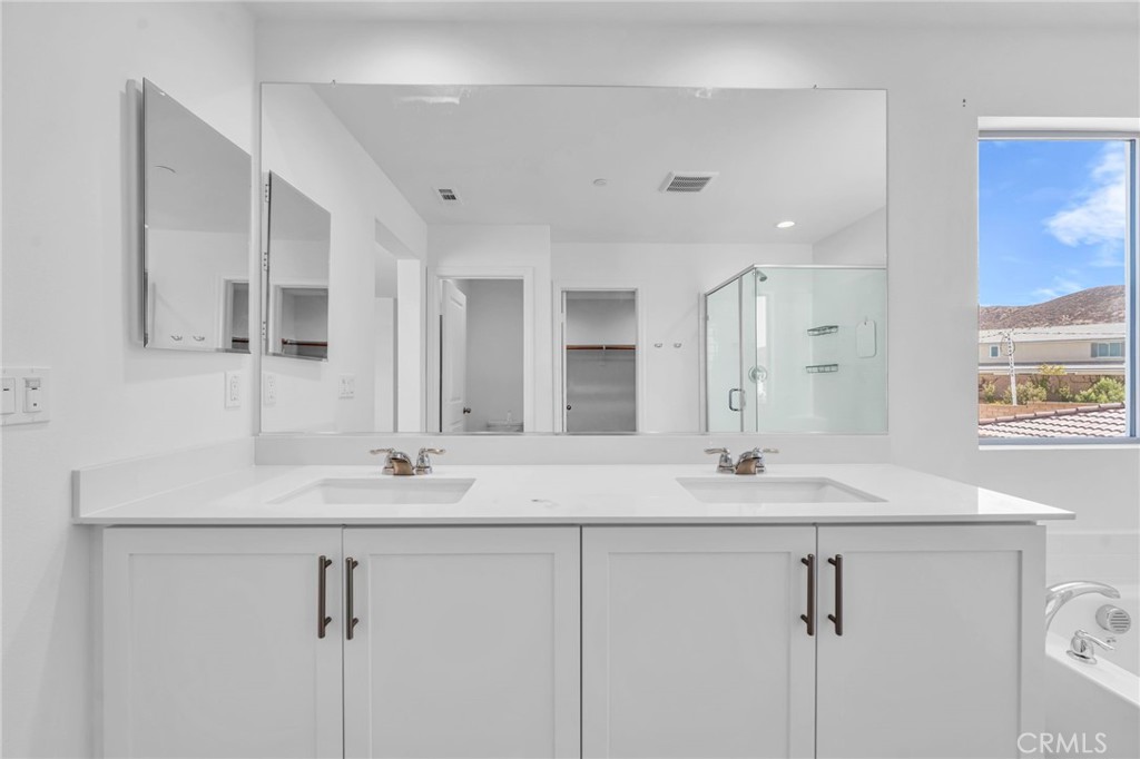 MLS #IV25216206 image #41