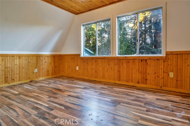 MLS #IV25216713 image #6