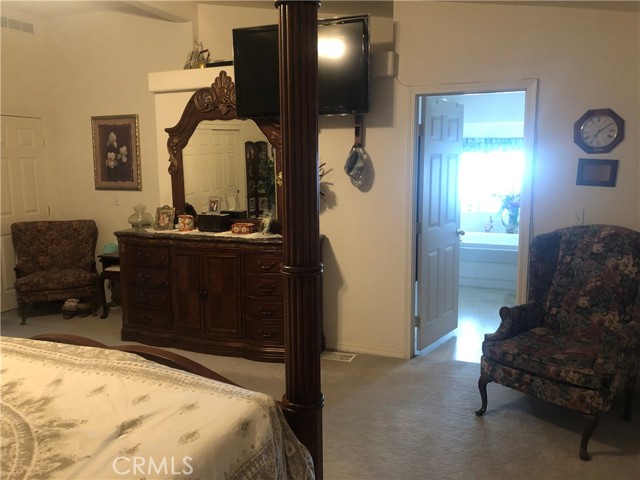 MLS #IV25216756 image #16