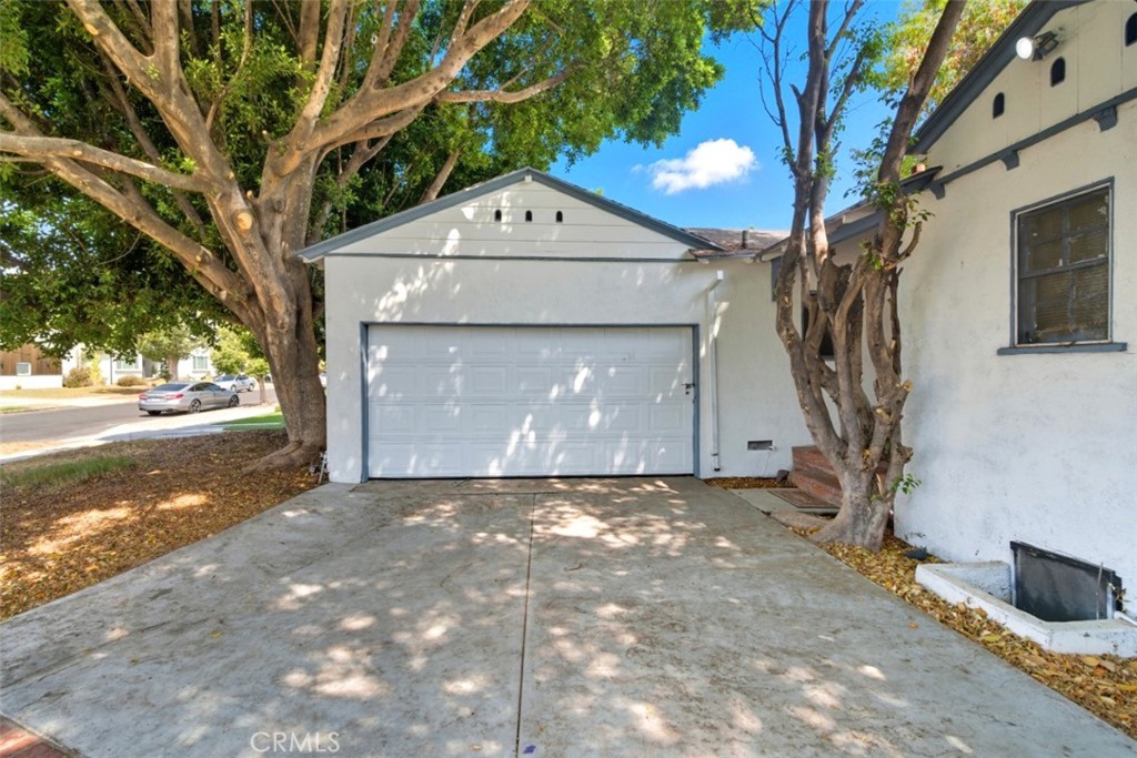 MLS #IV25217541 image #2