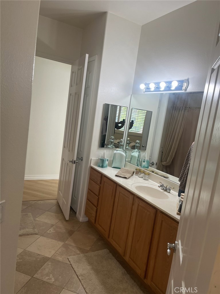 MLS #IV25218752 image #10