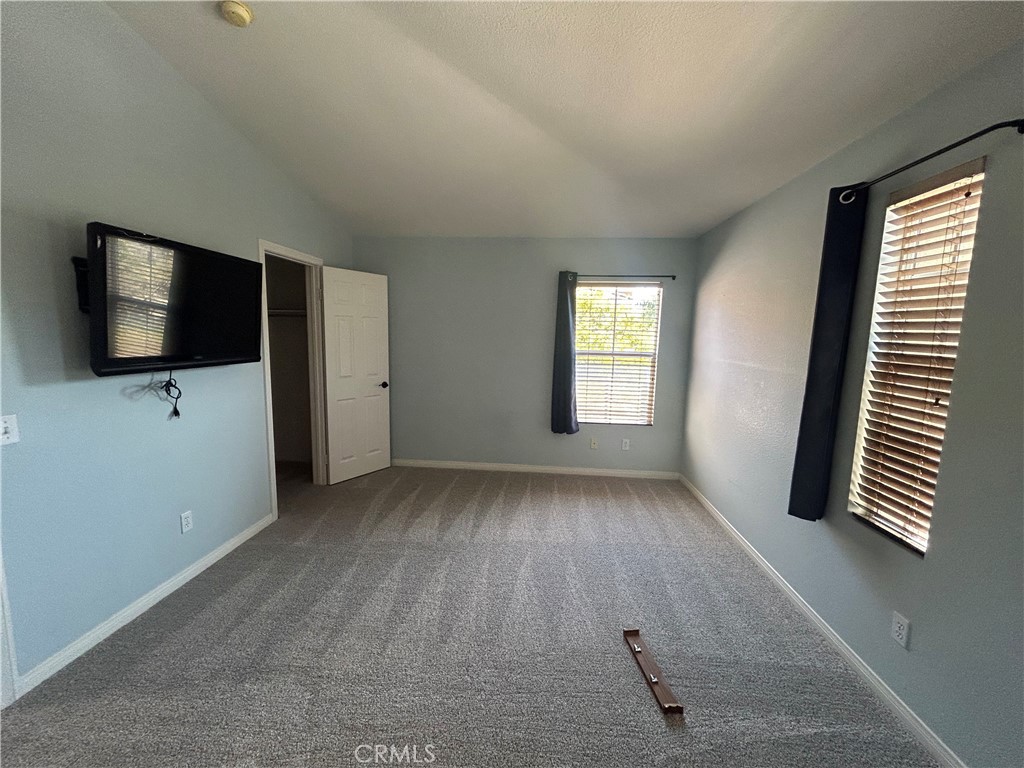 MLS #IV25218801 image #23