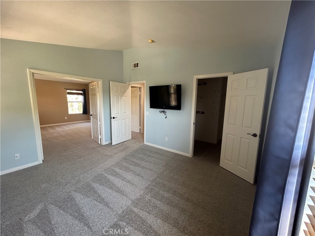 MLS #IV25218801 image #24