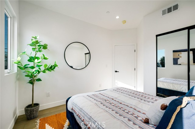 MLS #IV25220483 img 35