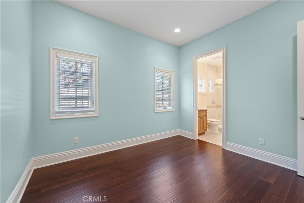 MLS #IV25220839 image #23