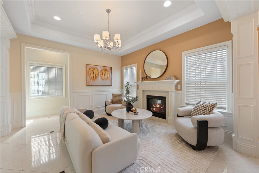 MLS #IV25220839 image #5