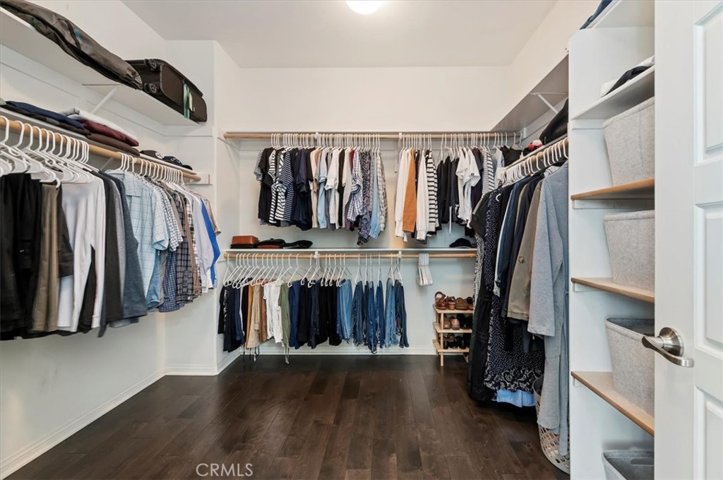 MLS #IV25221174 image #14