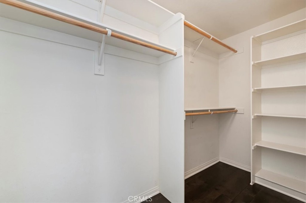 MLS #IV25221174 image #34