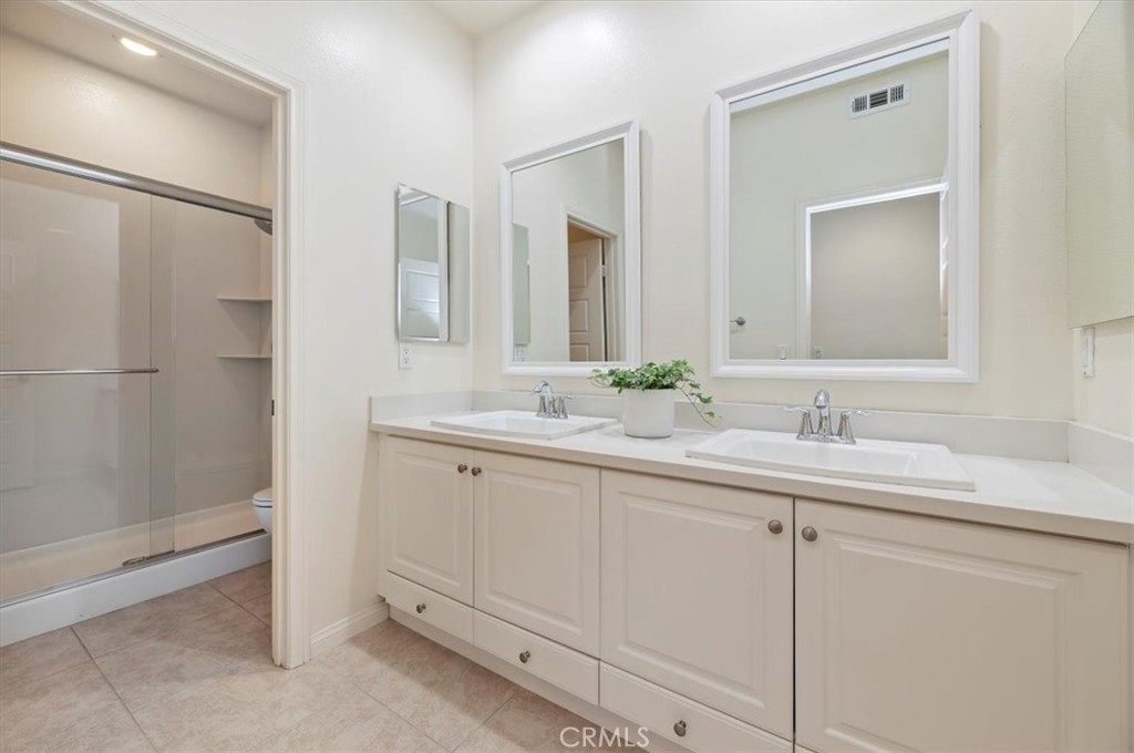 MLS #IV25221174 image #35