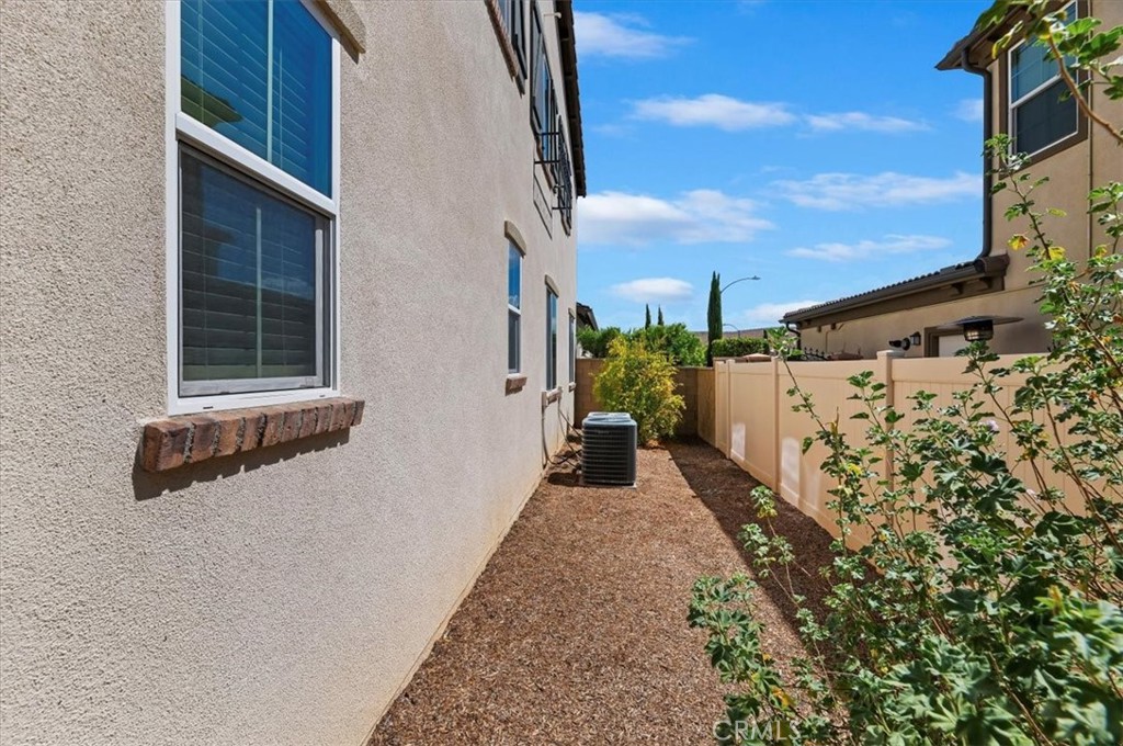 MLS #IV25221174 image #38