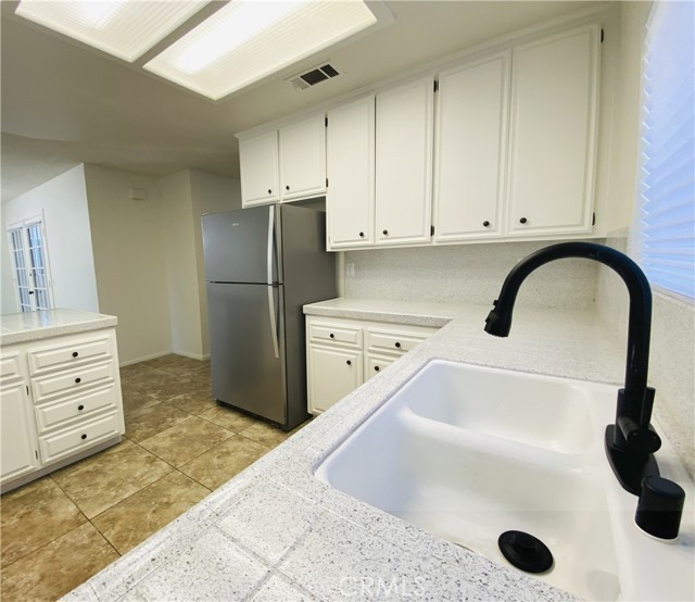 MLS #IV25221759 image #10