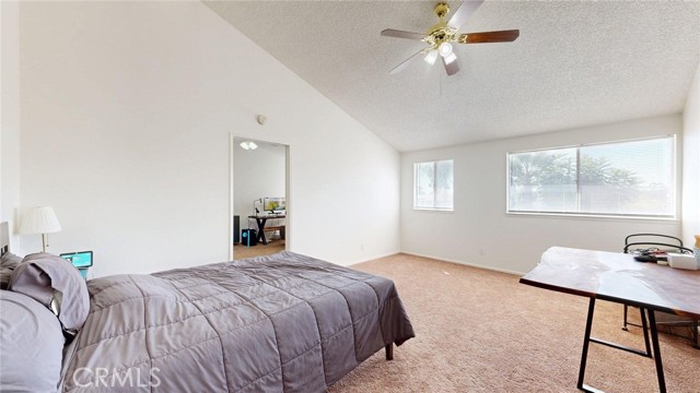 MLS #IV25222182 image #35