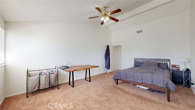 MLS #IV25222182 image #37