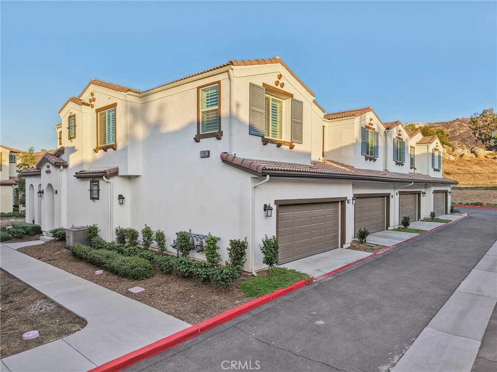 MLS #IV25222698 image #1