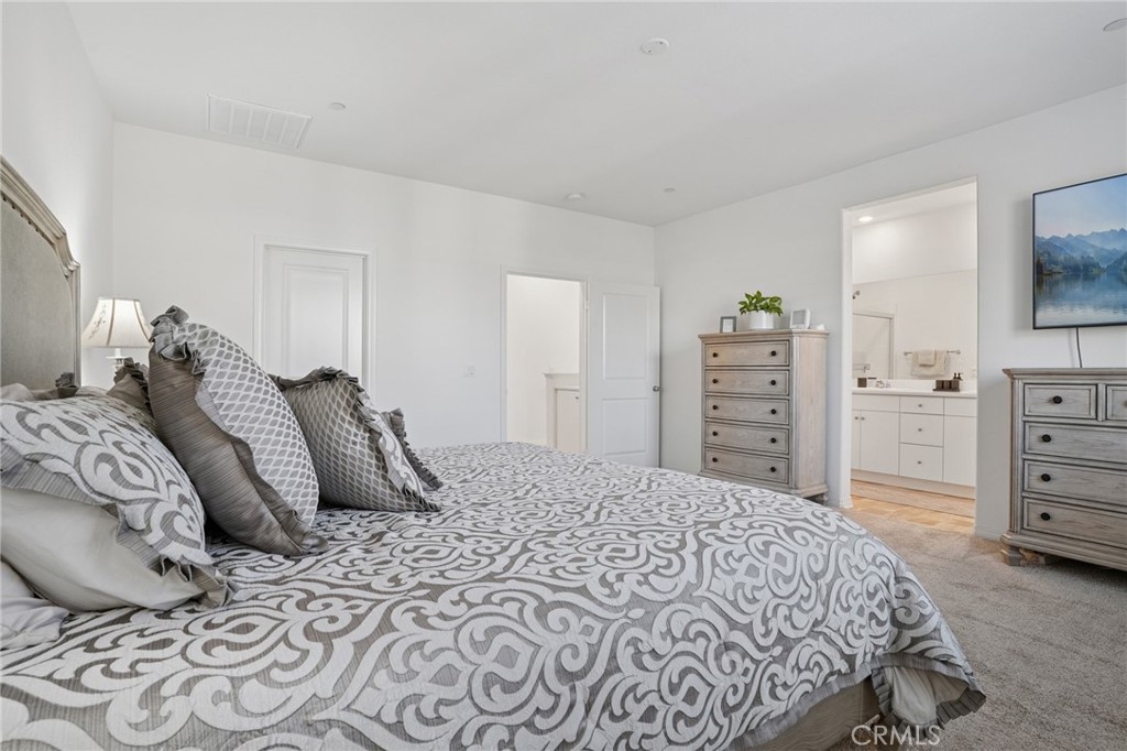 MLS #IV25222698 image #13