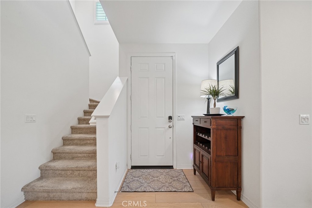 MLS #IV25222698 image #2