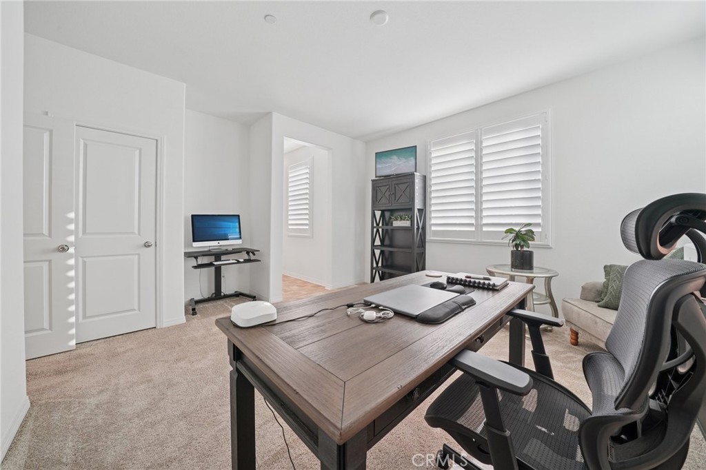 MLS #IV25222698 image #22