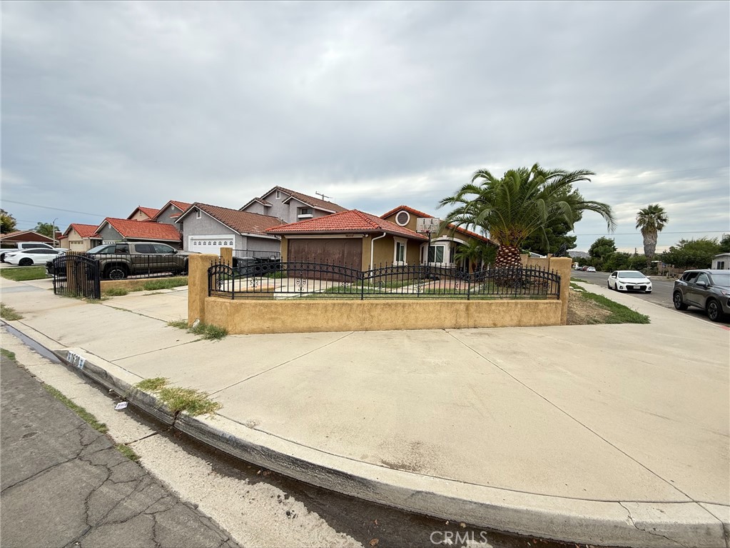 MLS #IV25223136 image #0