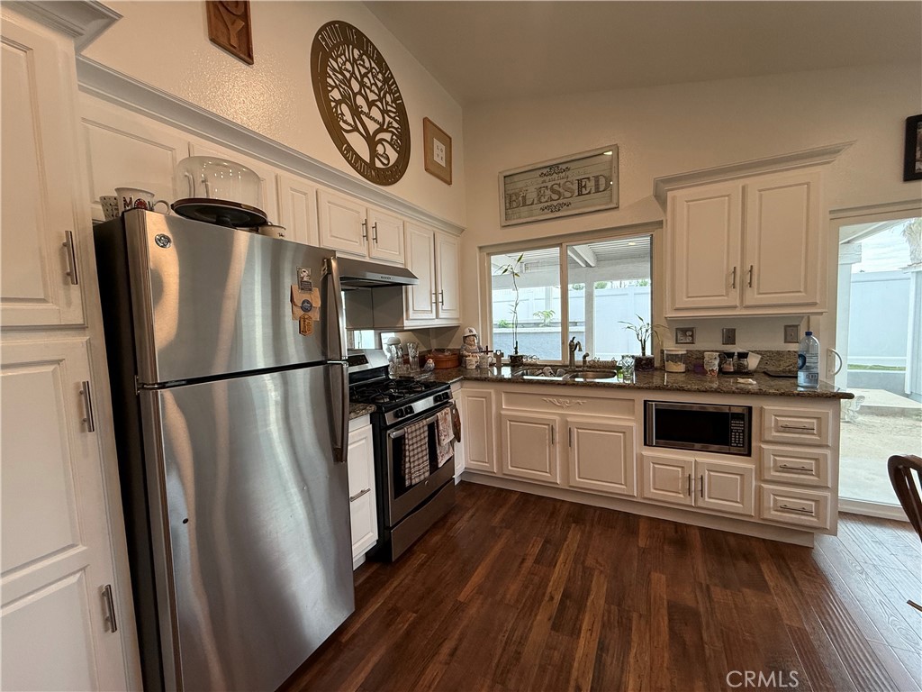 MLS #IV25223136 image #1