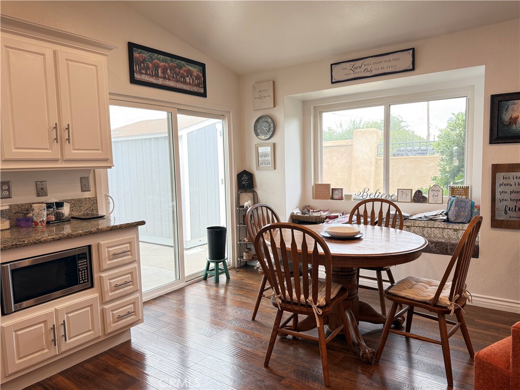 MLS #IV25223136 image #27