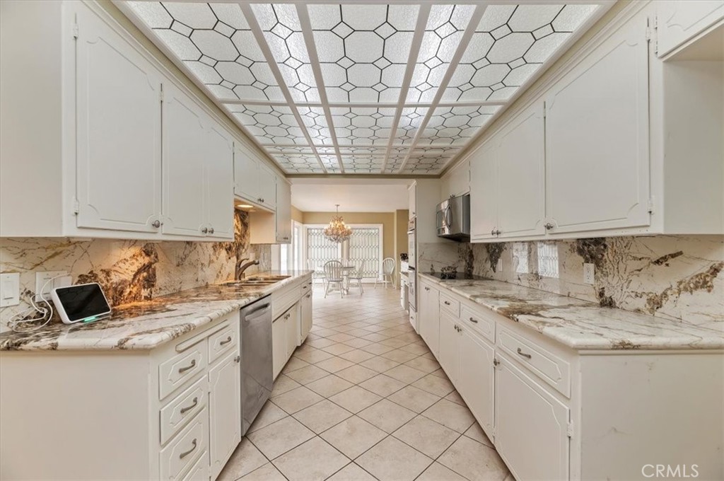 MLS #IV25223481 image #18