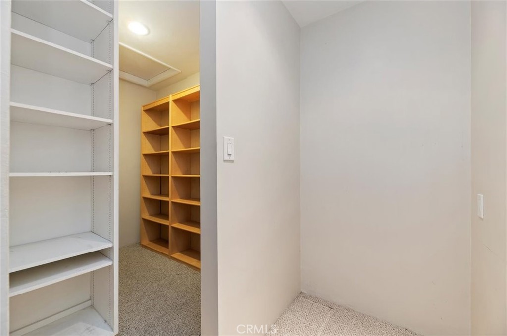 MLS #IV25223481 image #35