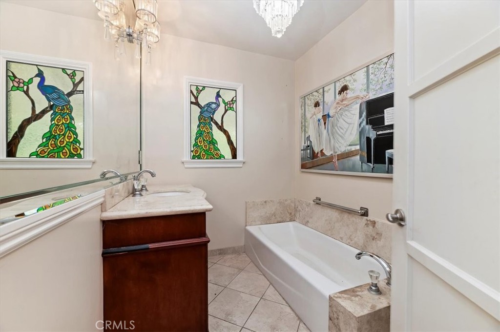 MLS #IV25223481 image #39