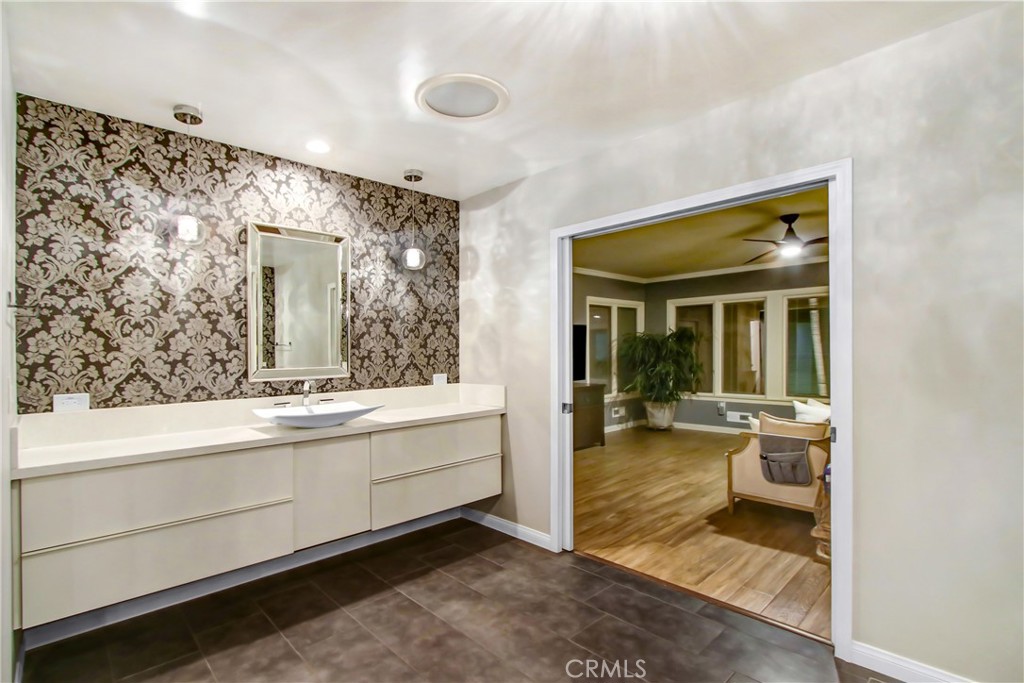 MLS #IV25223574 image #21