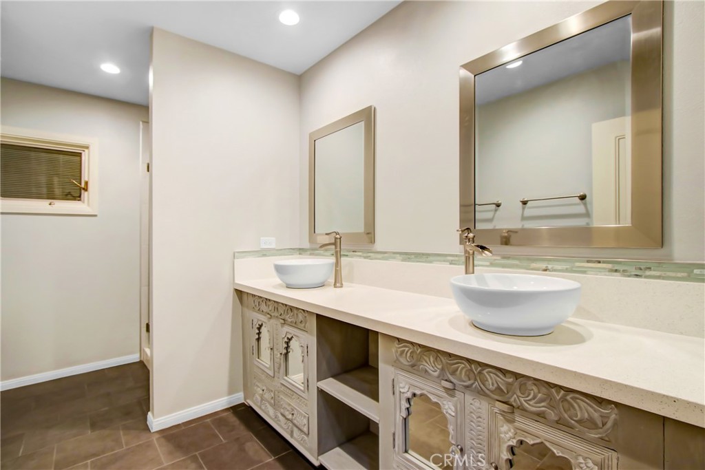 MLS #IV25223574 image #28