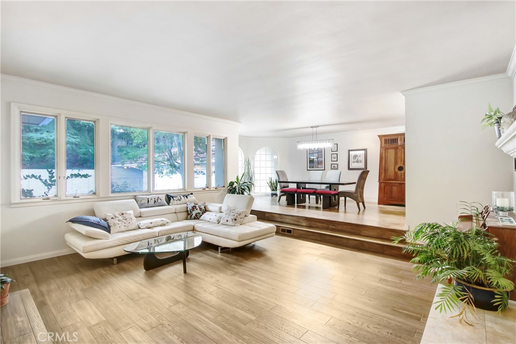 MLS #IV25223574 image #6