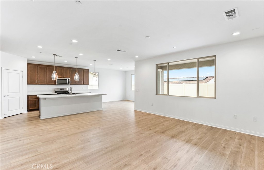 MLS #IV24255386 image #2