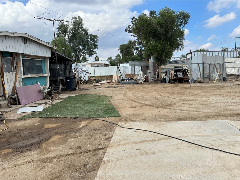 MLS #IV25224016 image #2