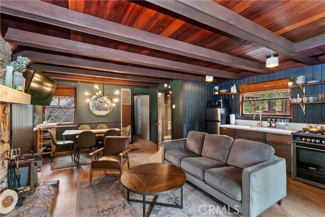 MLS #IV25224057 image #4