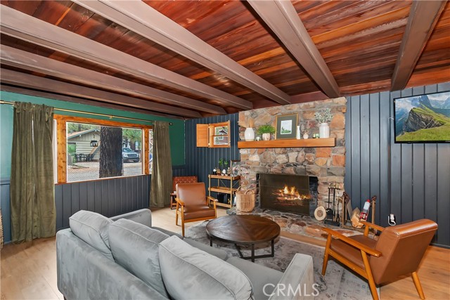 MLS #IV25224057 image #6