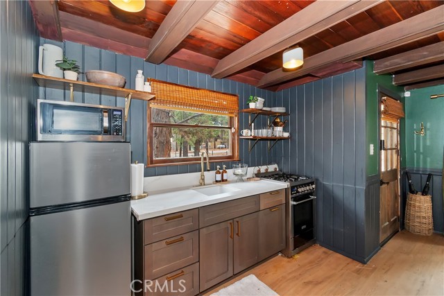 MLS #IV25224057 image #9